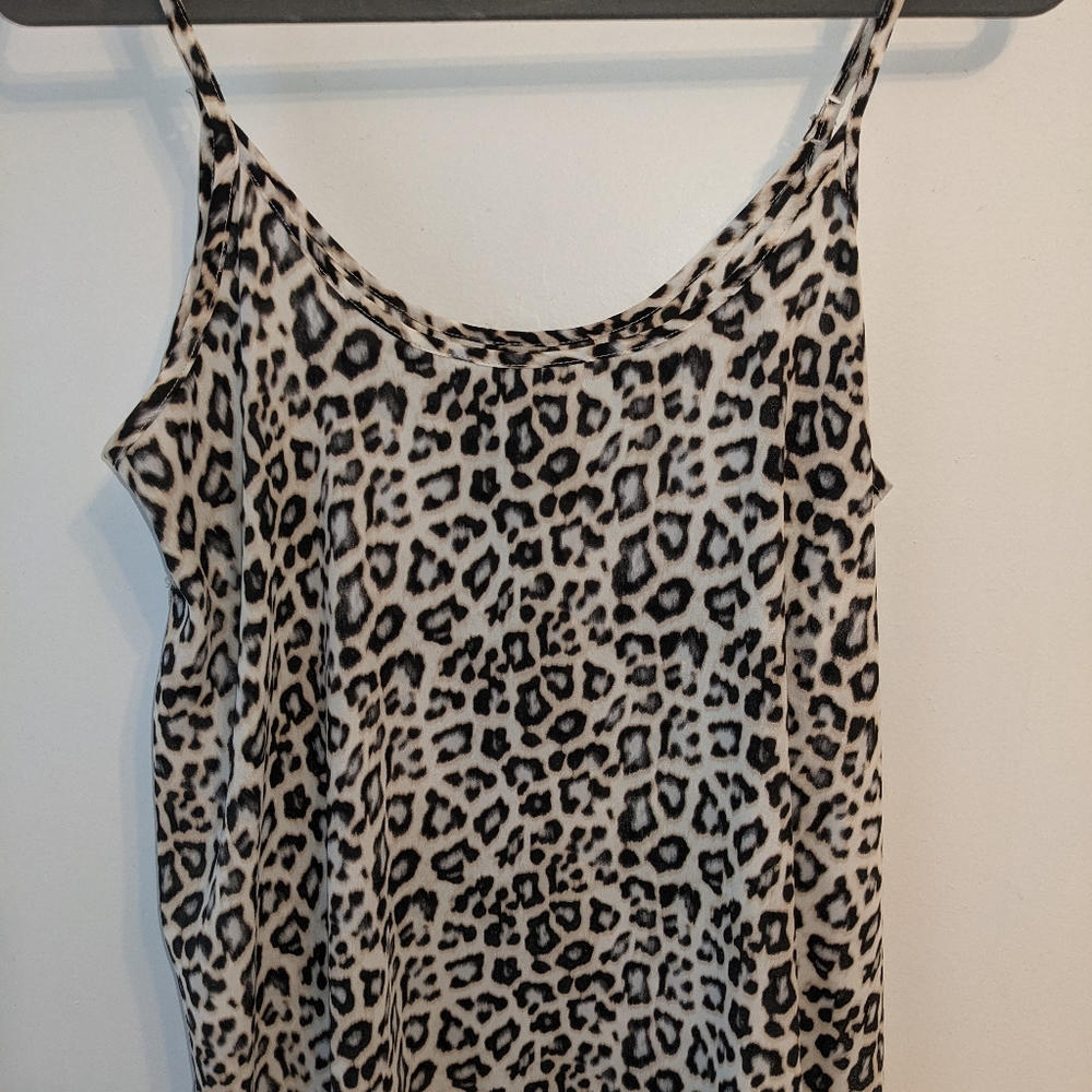 Leopard print croptop